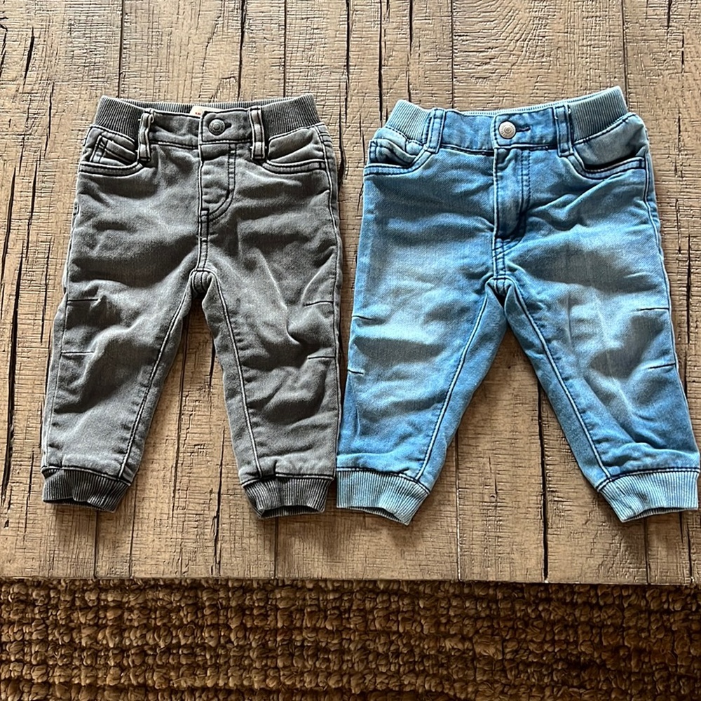 Levi Knit Joggers